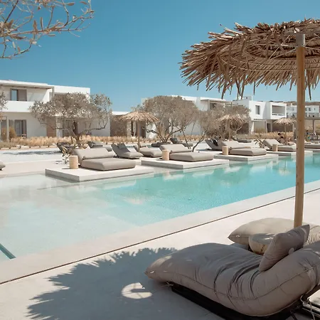 Cove Paros-2